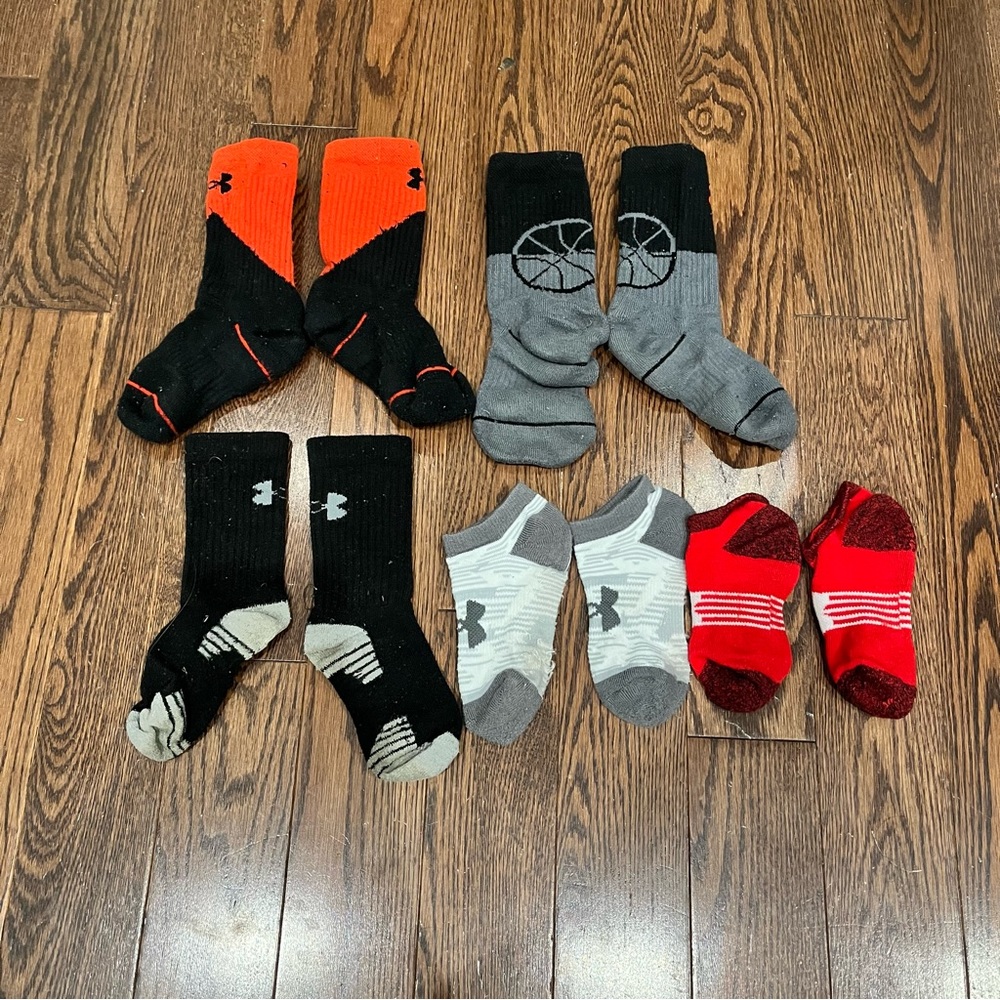 5 Pairs {Under Armour} Socks, Big Boy OS